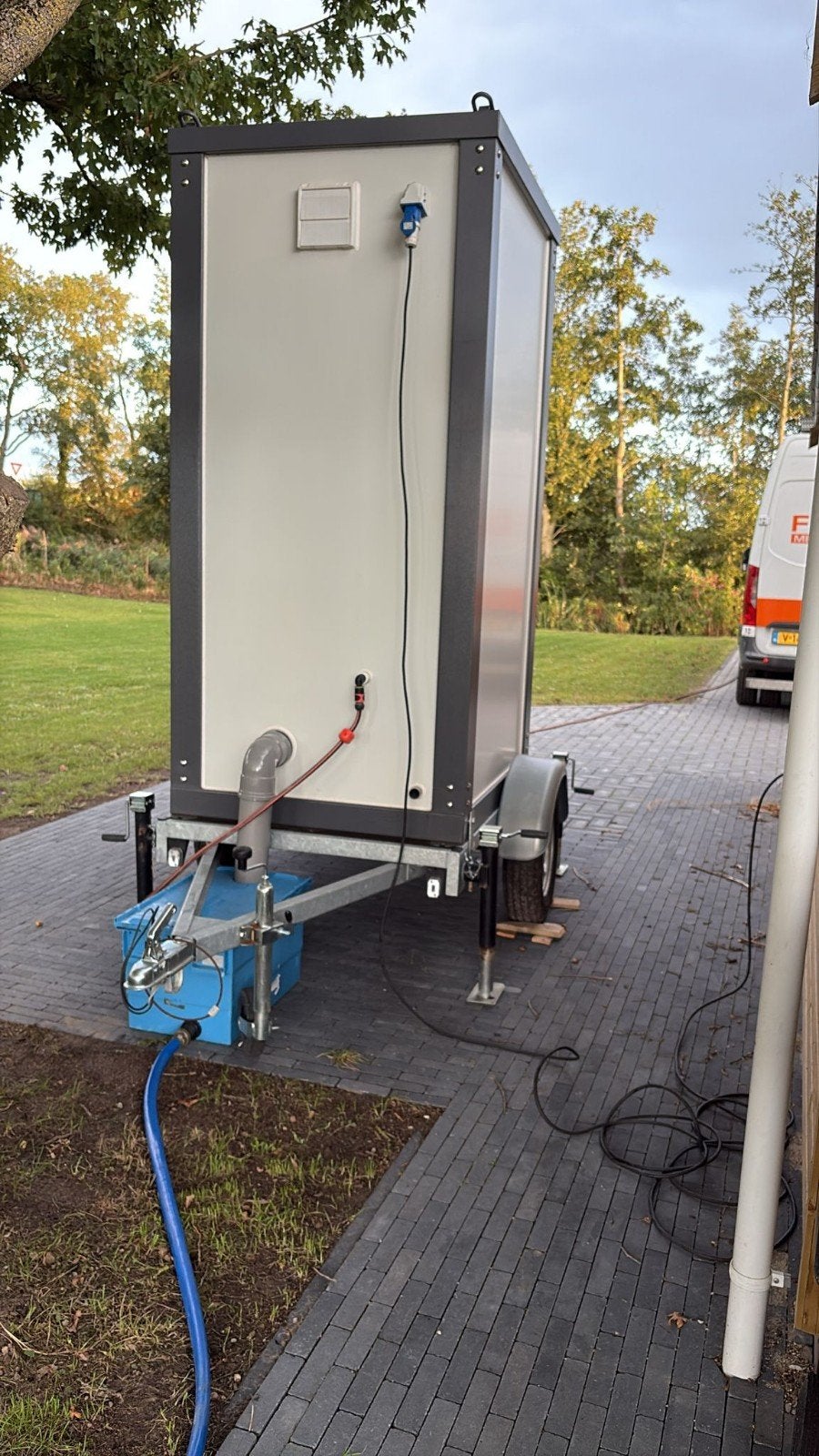 Mobiel Toilet en Wastafel op Aanhanger - Zo goed als nieuw, Ophalen, Onbekend, Toilet, Zo goed als nieuw