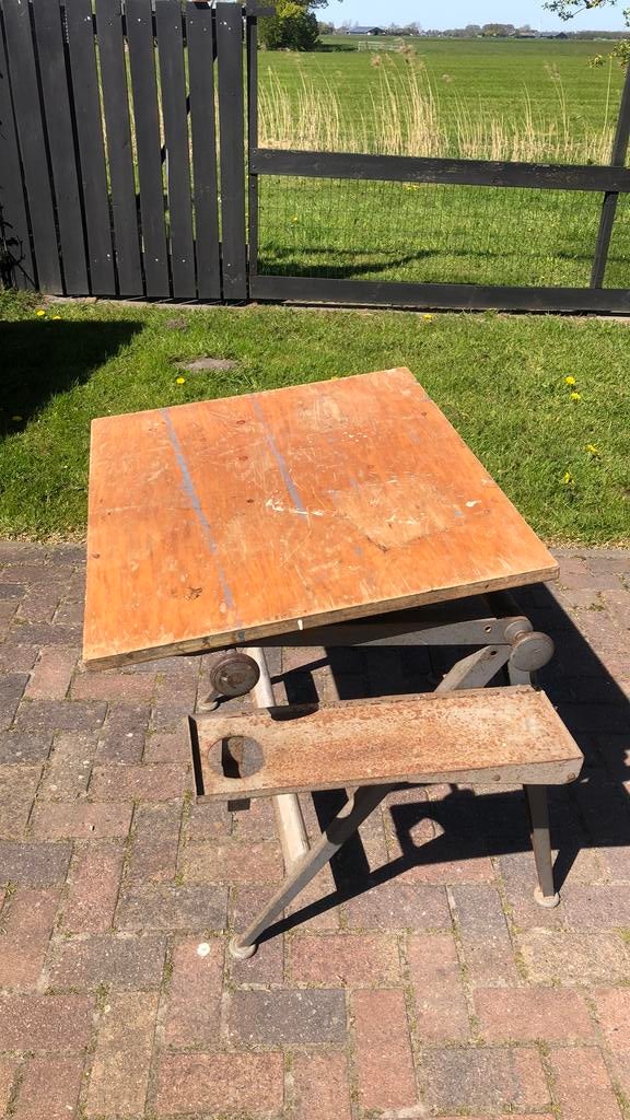 Verstelbare Tekentafel met werkblad van 75x65 cm, Doe-het-zelf en Verbouw, Tekentafels, Ophalen, Gebruikt