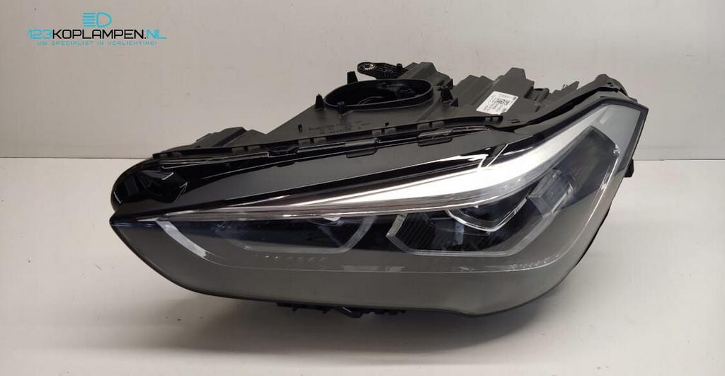 BMW X1 F48 Facelift LCI Full Led koplamp links, Ophalen, Gebruikt, -, -