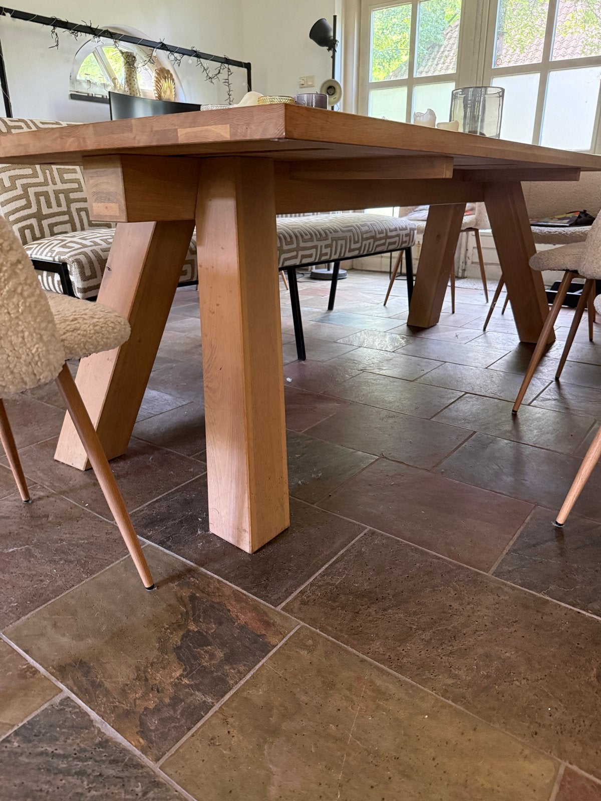Molenaar Robuuste eikenhouten eettafel met uniek onderstel, Huis en Inrichting, Tafels | Eettafels, Ophalen, 100 tot 150 cm, Eikenhout