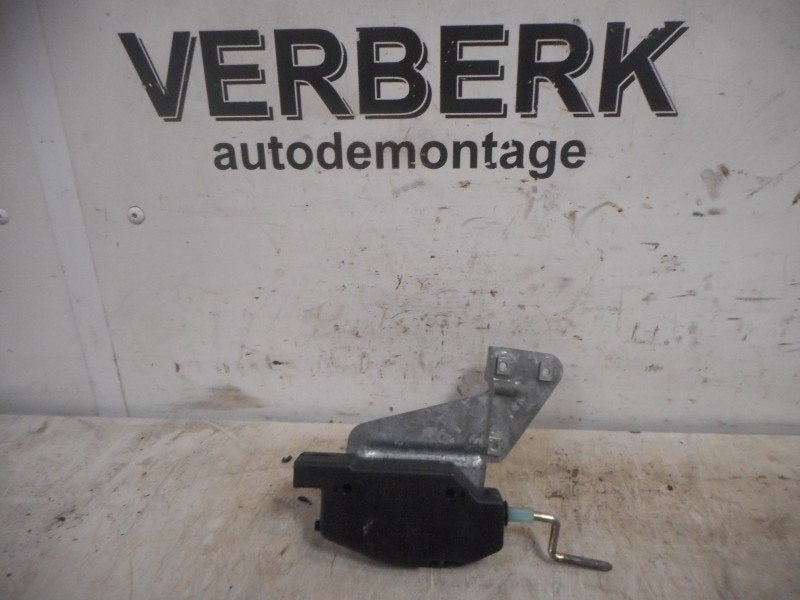 Centrale Vergrendeling Tankklep Opel Senator B 90247273BA, Gebruikt, Bahnhofsplatz, Rüsselsheim am Main 65423, , Duitsland, Opel