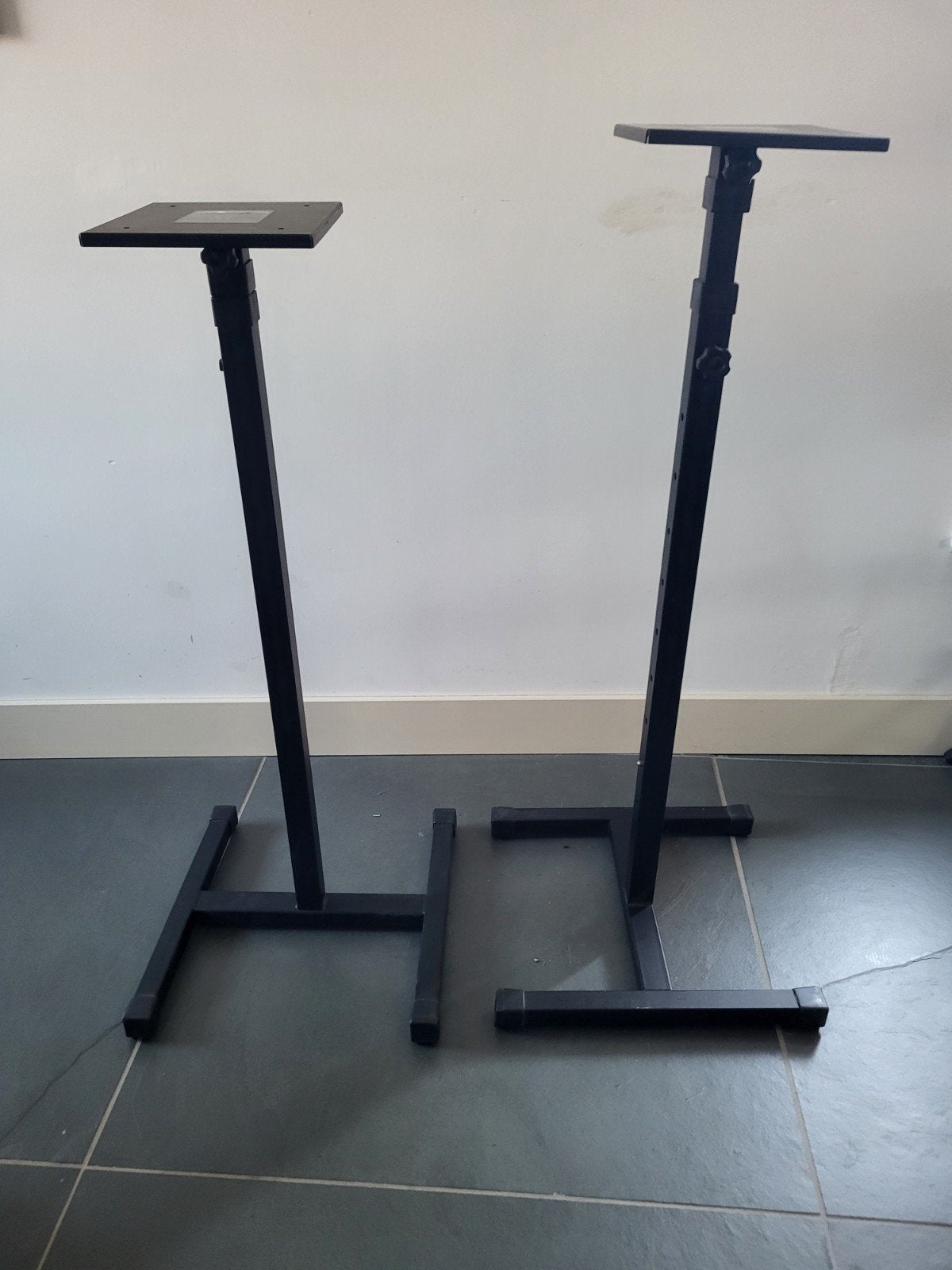 Omnitronic MO-1 Monitor standaards, Muziek en Instrumenten, Ophalen