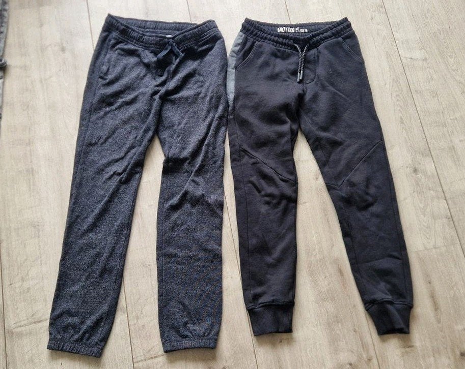 2 joggingbroeken maat 158, Broek, Jongen of Meisje, Ophalen of Verzenden, Gebruikt