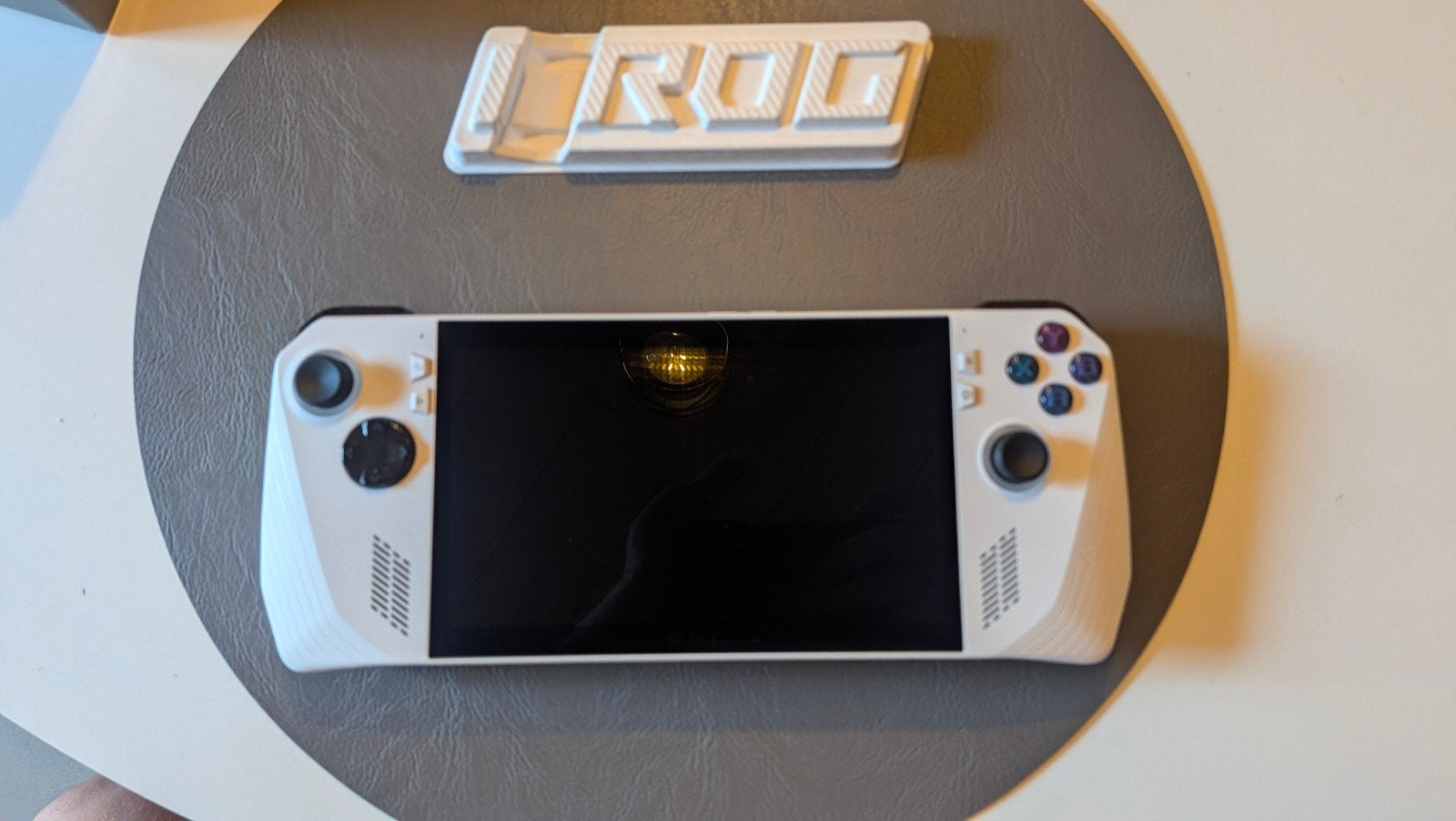 Rog Ally RC71L - Zo goed als nieuw met accessoires, Spelcomputers en Games, Spelcomputers | Overige, Ophalen of Verzenden, ASUS