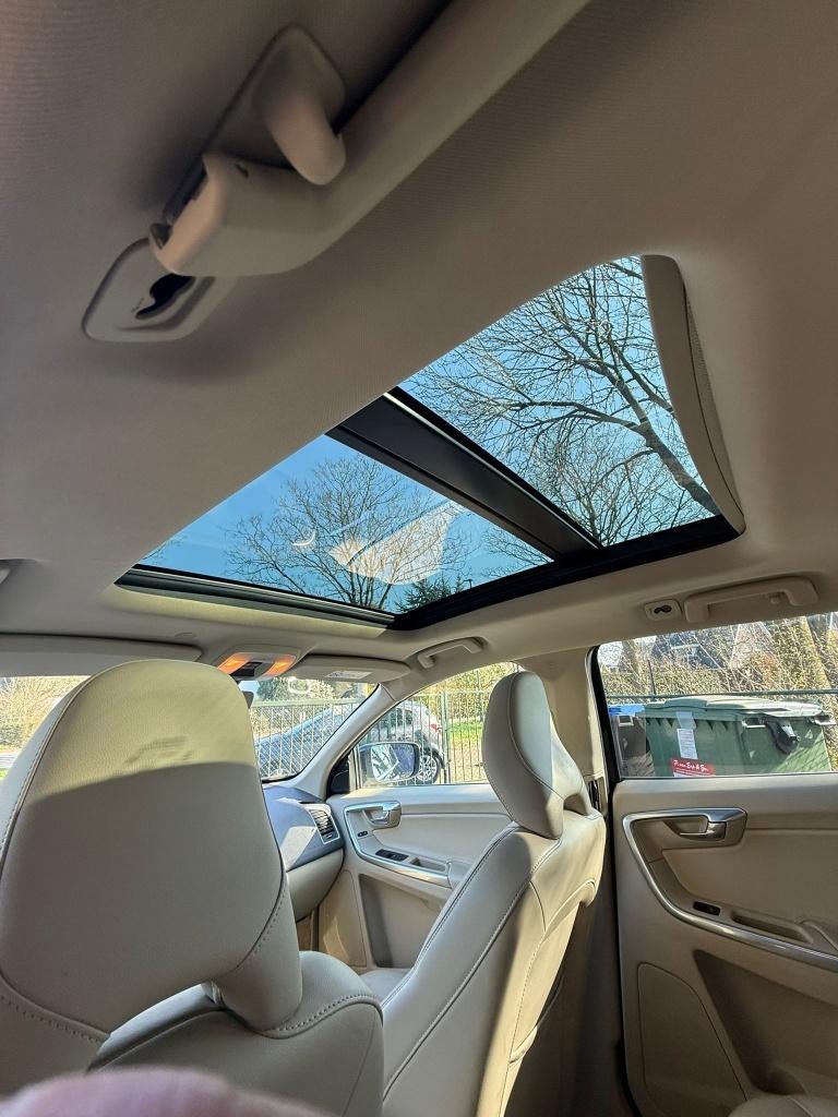 Volvo Xc60 2015 photo 2