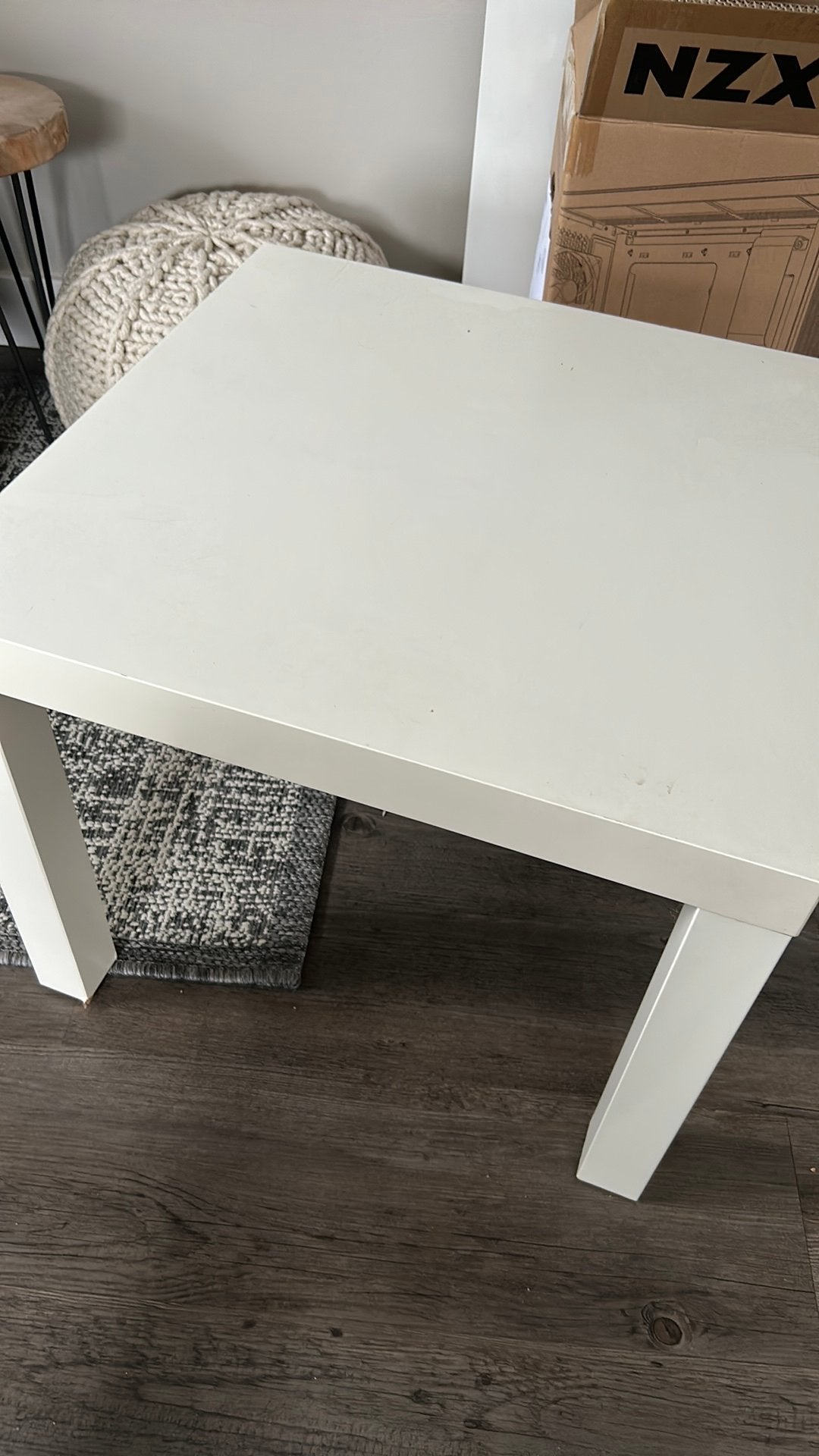 Ikea tafeltje, Huis en Inrichting, Tafels | Salontafels, Ophalen, Zo goed als nieuw, Rond, 50 tot 100 cm