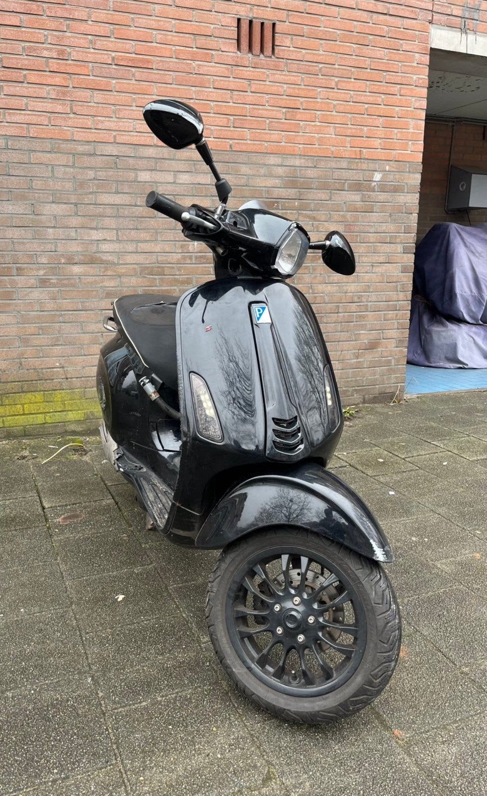 Vespa sprint 2016 l Glans zwart, Fietsen en Brommers, Scooters | Vespa, Ophalen, Gebruikt, Maximaal 45 km/u, Vespa S