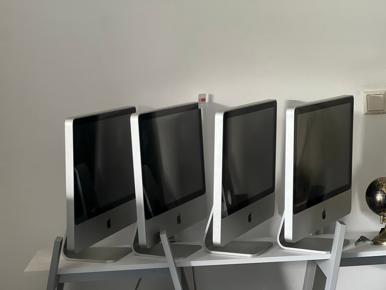 4x iMac (3 werkend, 1 voor onderdelen), Gebruikt, Minder dan 4 GB, IMac, Ophalen of Verzenden