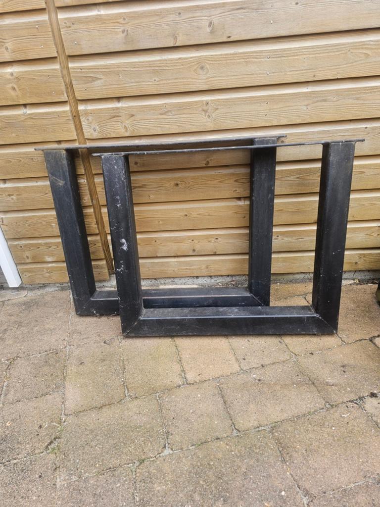 Set van 2 robuuste stalen tafelpoten - Industrieel/Modern, Ophalen, Tafelpoot, 50 tot 100 cm, Zo goed als nieuw