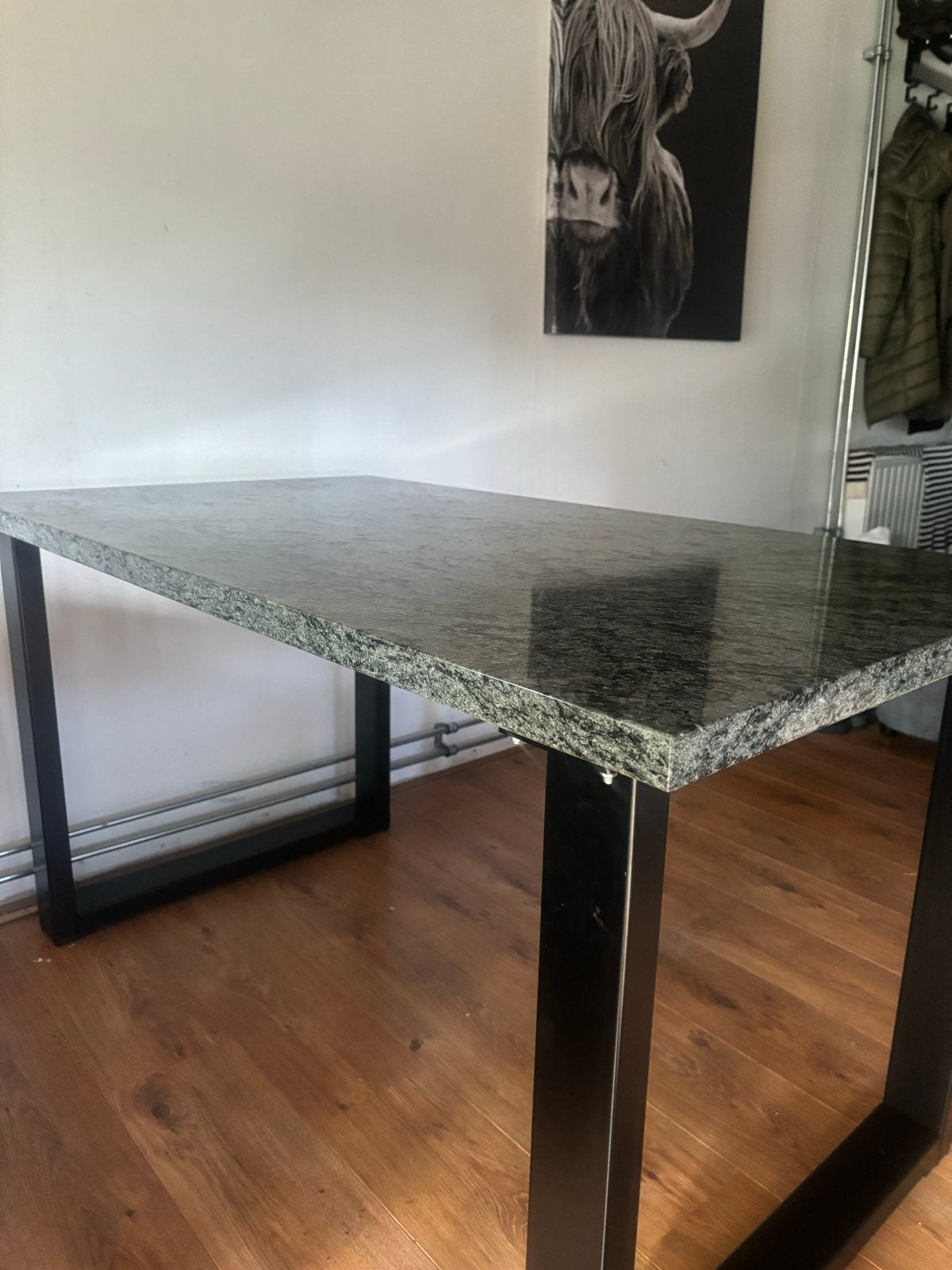 Natuurstenen Eettafel met Zwart Metalen U-Poot (140x80cm), Huis en Inrichting, Ophalen, 100 tot 150 cm, 50 tot 100 cm, Zo goed als nieuw