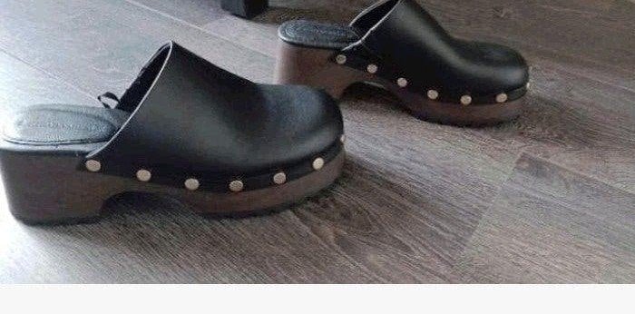 Mooie clogs, Ophalen of Verzenden, Zo goed als nieuw, Zwart, Sneakers of Gympen