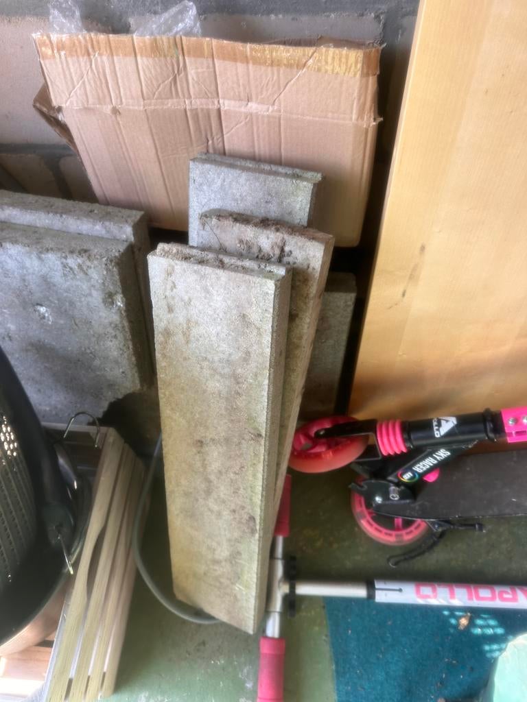 Borduren en stootranden gratis af te halen, Tuin en Terras, Ophalen, Gebruikt, Beton, Overige typen