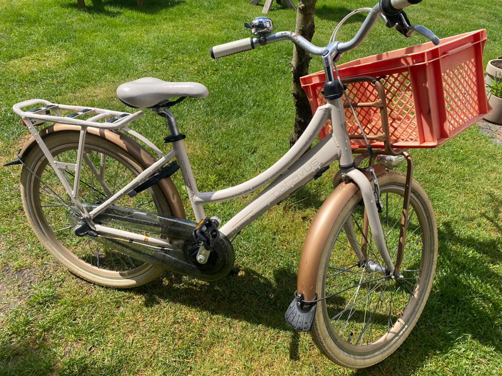 Batavus meisjesfiets 24 inch, Fietsen en Brommers, Ophalen of Verzenden, Zo goed als nieuw, 24 inch, Handrem