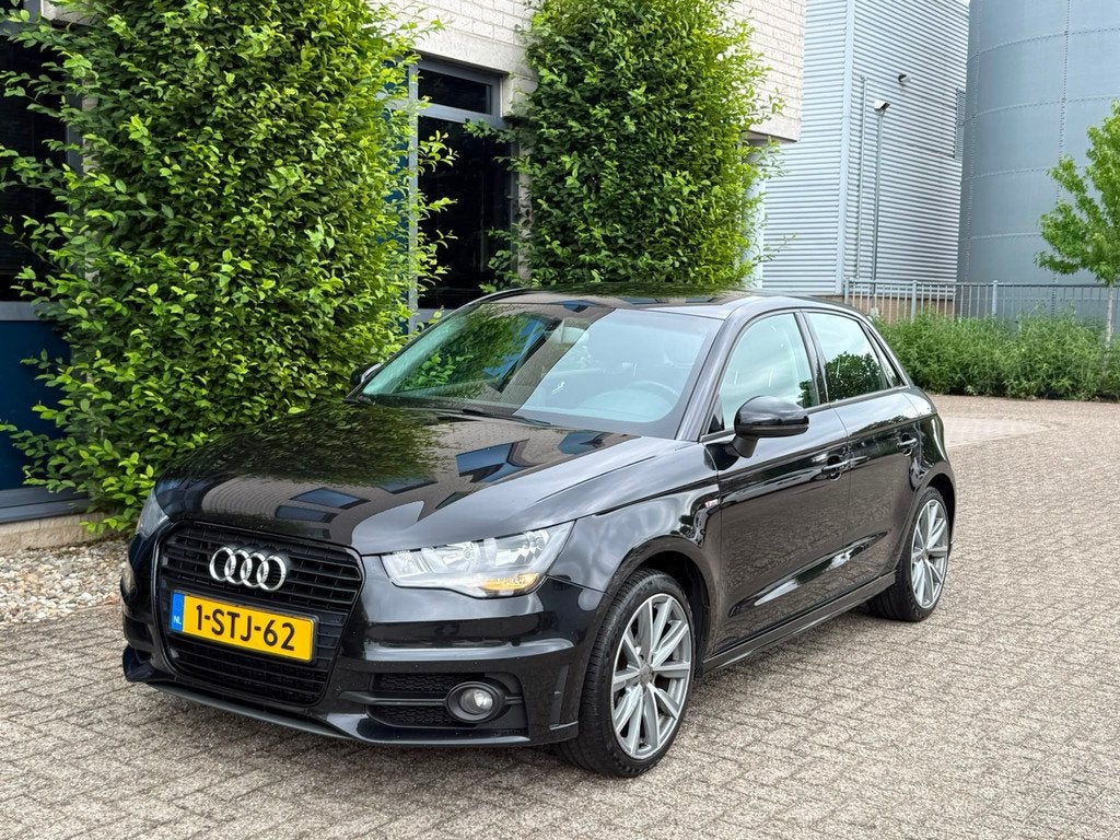 Audi A1 Sportback 1.2 TFSI S-Line, Voorwielaandrijving, Euro 5, 86 pk, 4 cilinders