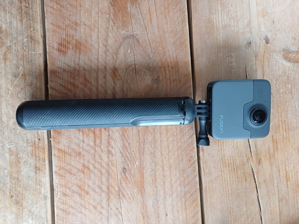 Go Pro Fusion 360 + tripod & hoes - slechts 1 keer gebruikt, Ophalen of Verzenden, Zo goed als nieuw, GoPro