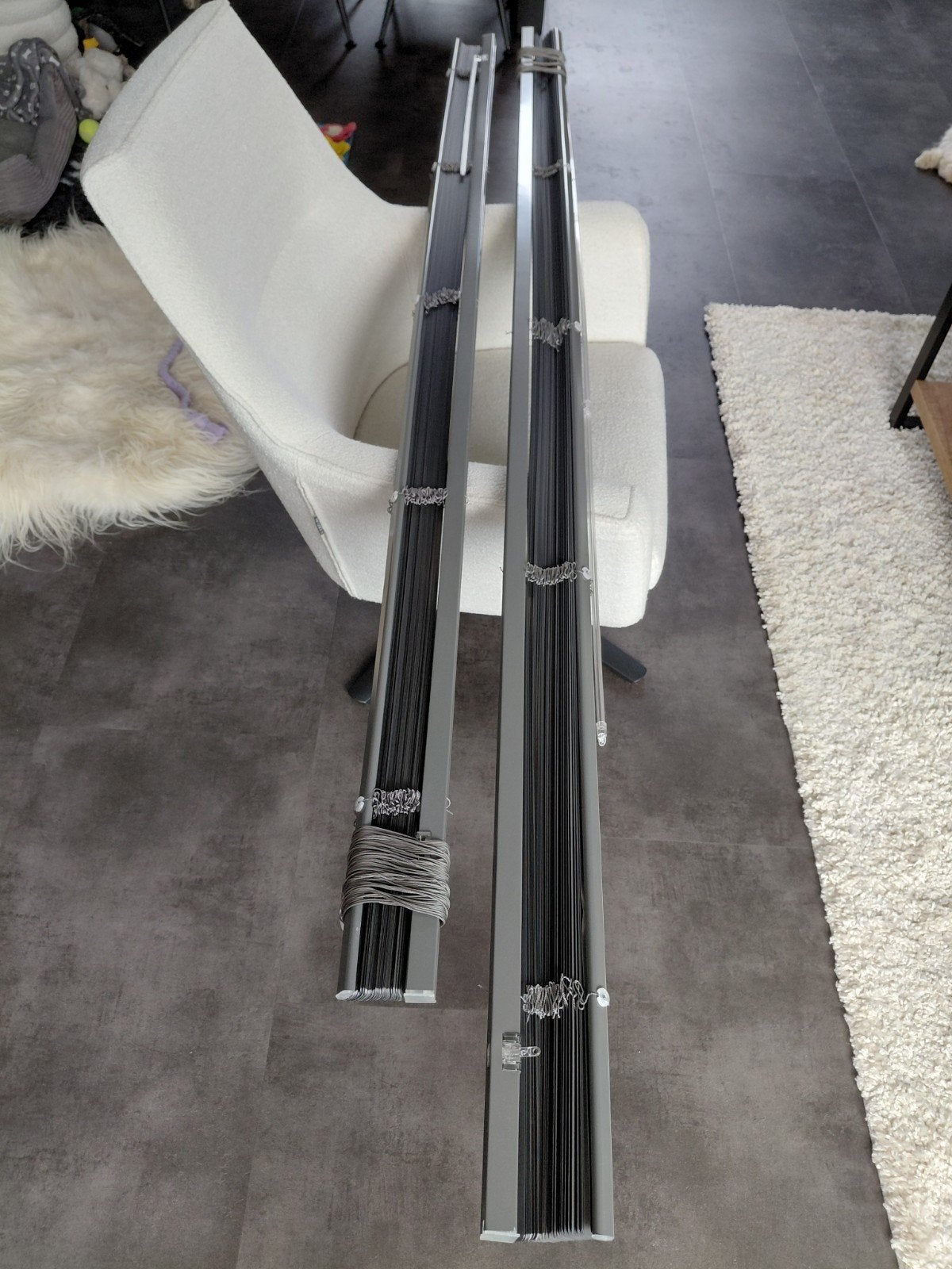 Antracietgrijze jaloezieën aangeboden. 2.20 bij 2.50., Ophalen, Jaloezie, 220 cm, Zo goed als nieuw
