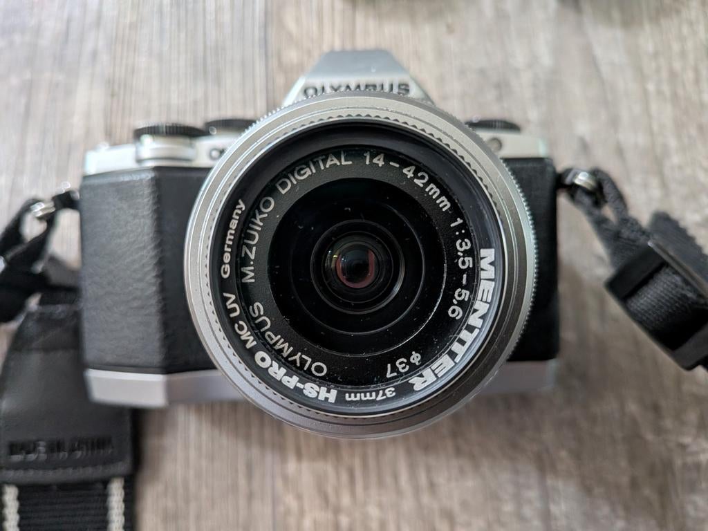 Olympus OM-D E-M10 Mark II + 14-42mm EZ Lens (Zilver), Ophalen of Verzenden, Olympus, Geen optische zoom