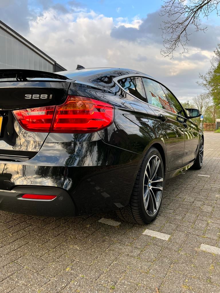 BMW 3-Serie GT 328I Aut8 2014 Zwart Nieuwe APK, Auto's, BMW, Automaat, 745 kg, 4 cilinders, Zwart