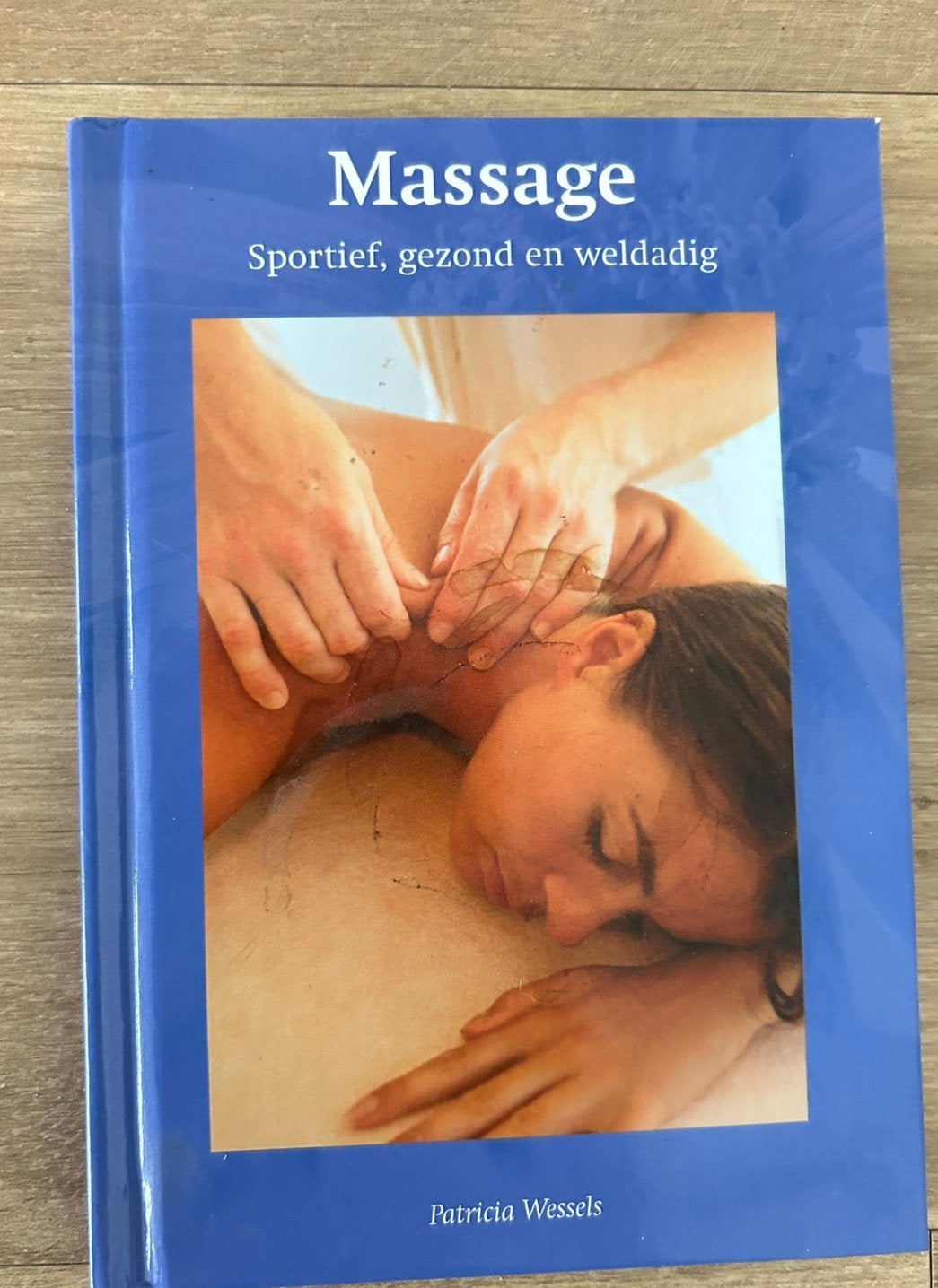 Boek: massage - sportief, gezond en weldadig | teab, Ophalen of Verzenden, Zo goed als nieuw, Dieet en Voeding