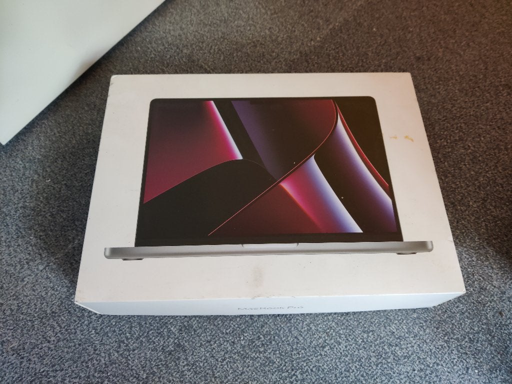 Lege doos van een Macbook Pro 14"  Model A2779 5-9, Overige typen, Ophalen of Verzenden, Zo goed als nieuw, 14 inch