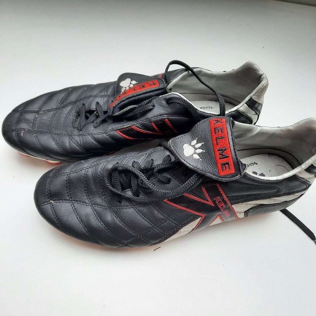 Kelme voetbalschoenen maat 45, Gebruikt, Maat XS of kleiner, Schoenen, Ophalen of Verzenden