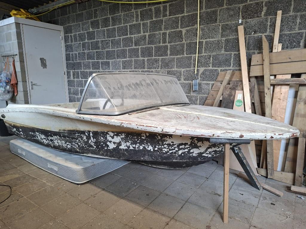 Gratis boot afhalen in Heerlen, Ophalen, Gebruikt, Overige typen, Motorboot