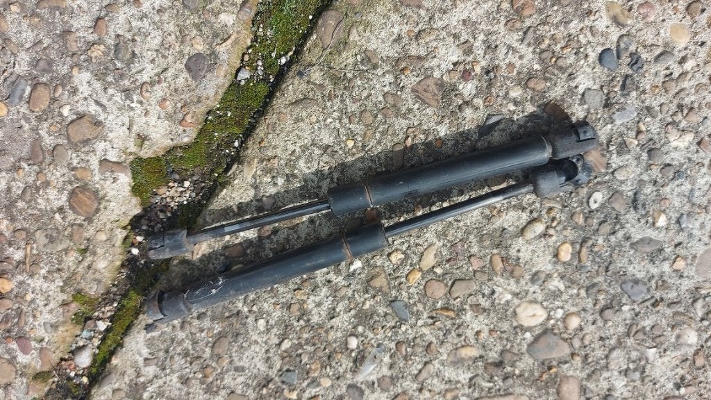 Setje gasveren vd achterklep VW Bora 2000, Ophalen of Verzenden