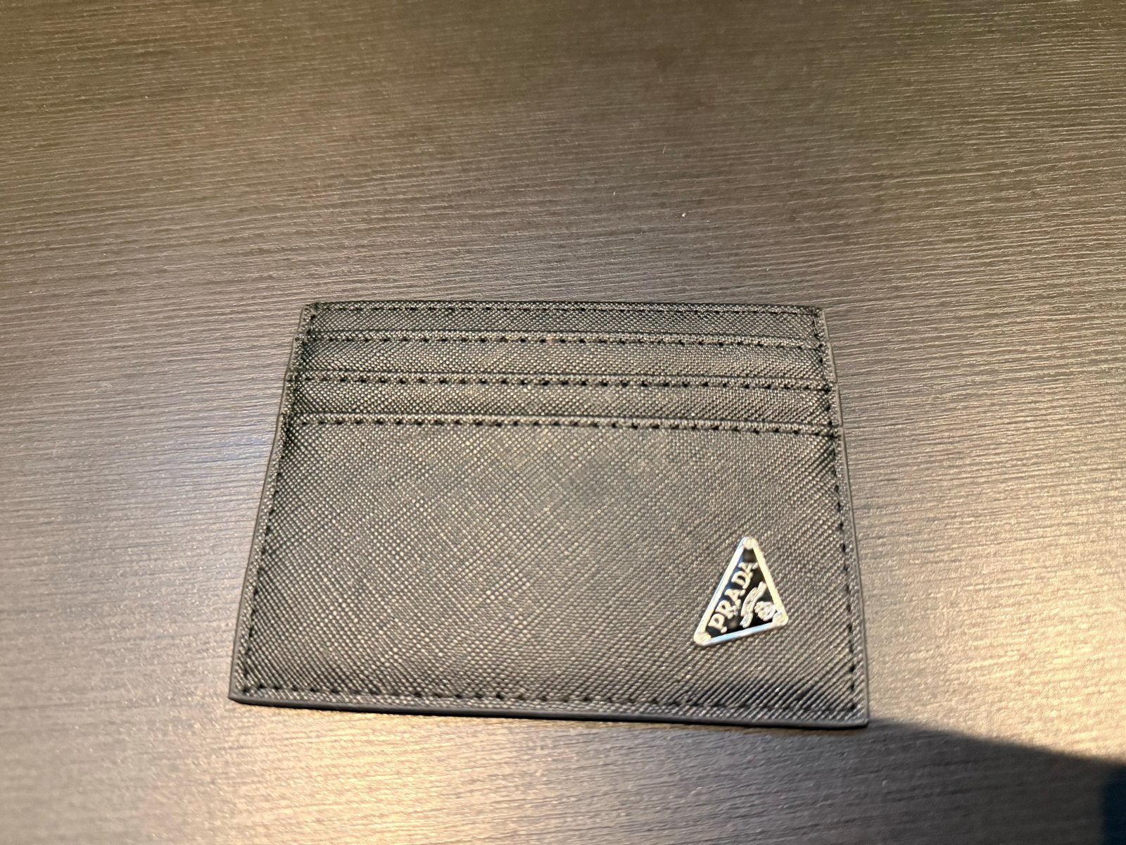 Prada Pasjeshouder Zwart, Overige merken, Zwart, Ophalen of Verzenden, Zo goed als nieuw