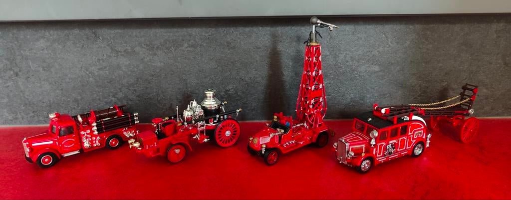 Brandweer auto's, Hobby en Vrije tijd, Modelbouw | Auto's en Voertuigen, Ophalen of Verzenden, Groter dan 1:32, Auto, Overige merken