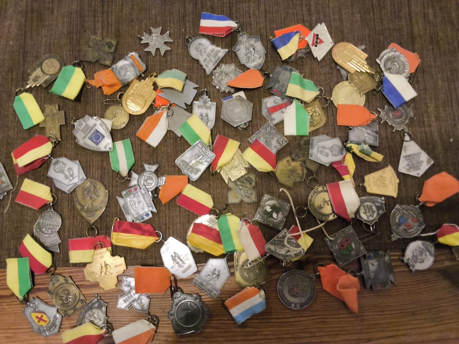 Grote verzameling medailles uit het Westland, Ophalen of Verzenden