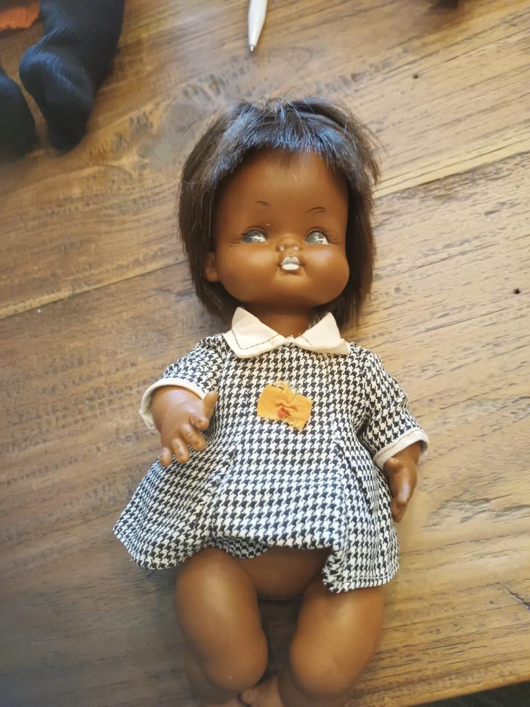 Vintage Afrikaanse Nakajima pop, 25cm, origineel jurkje, Ophalen of Verzenden