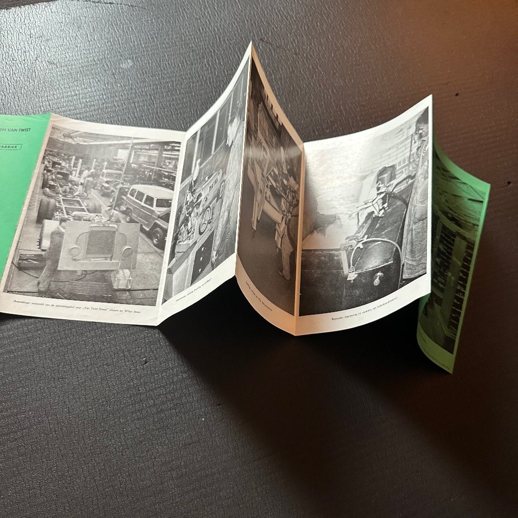 #24) WILLYS o.a. Legerjeep - 1960, Boeken, Auto's | Folders en Tijdschriften, Verzenden, Gelezen, Overige merken