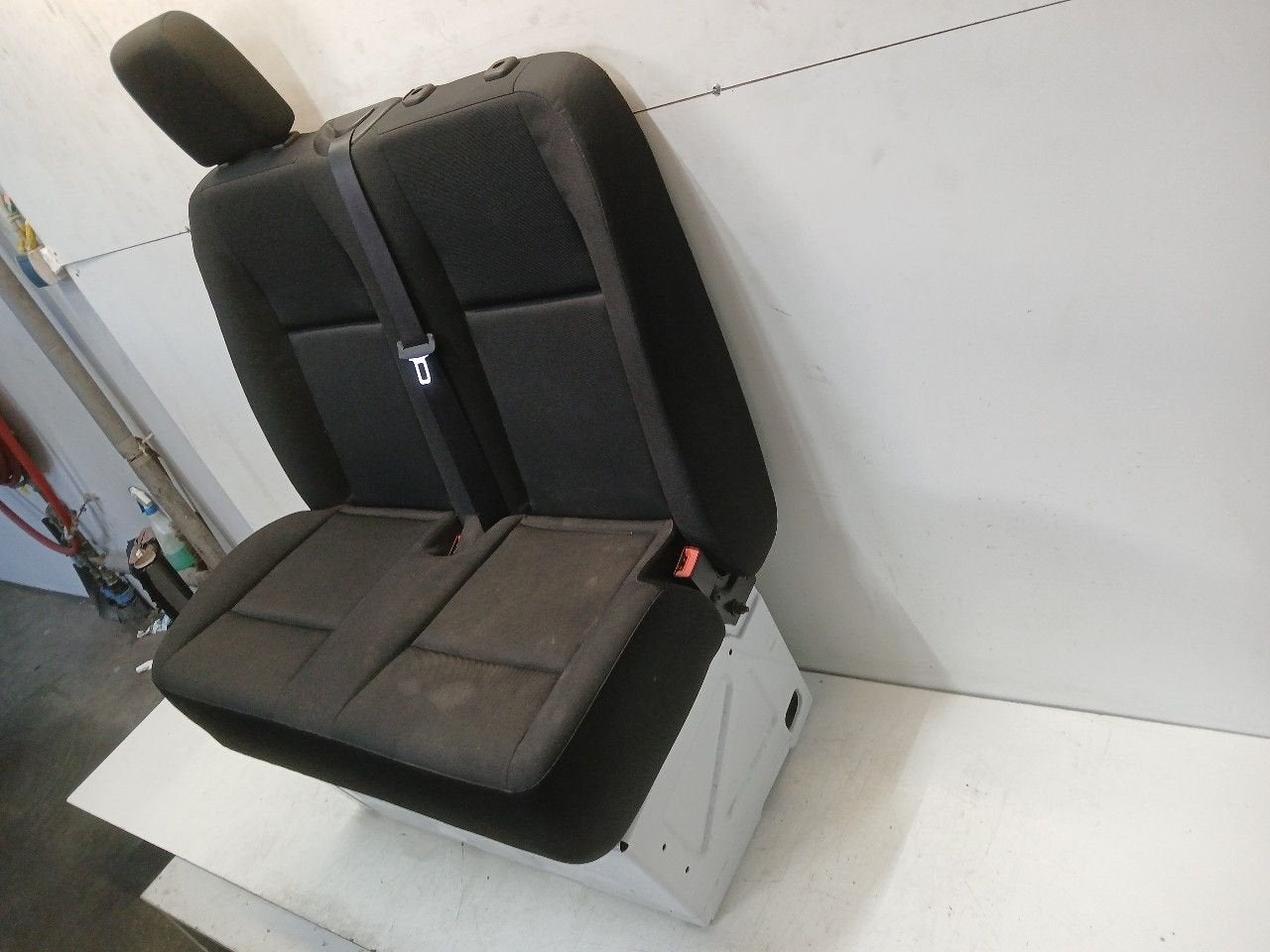 Stoel rechts voor Mercedes-Benz Sprinter, Auto-onderdelen, Onderdelen@venauto.nl, Van der Ven Autorecycling B.V., Gebruikt, Ettenseweg 76, 4706 PB Roosendaal, The Netherlands