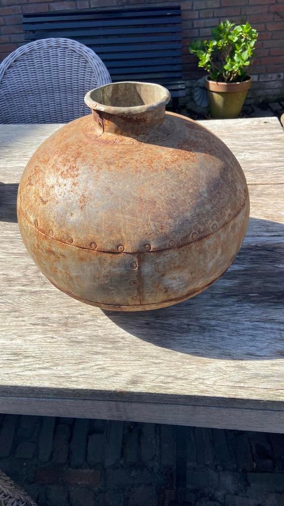 Handgeslagen metalen Indiase waterpot & waterketel gietijzer, Tuin en Terras, Ophalen of Verzenden, Gebruikt