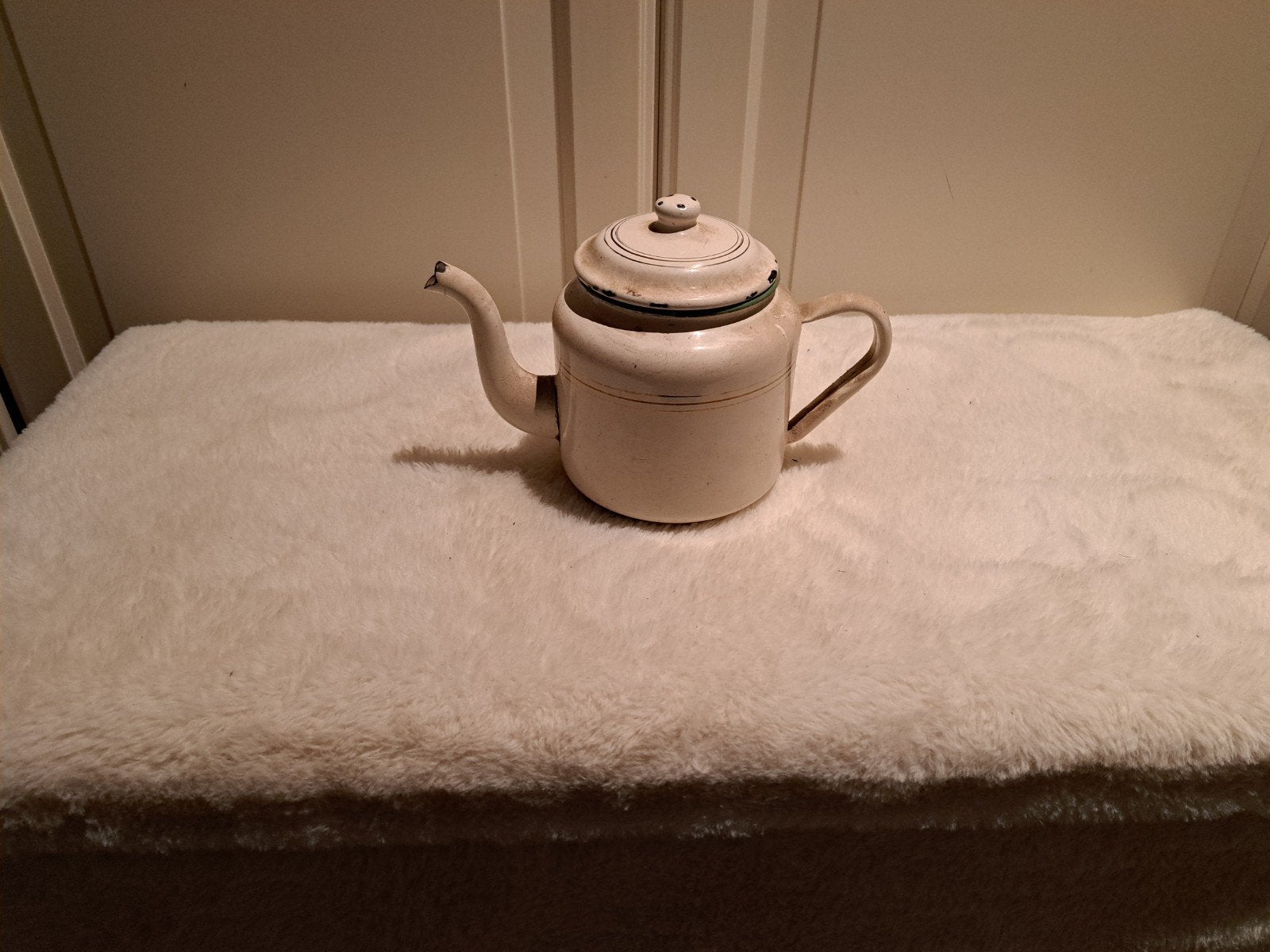Vintage geëmailleerde theepot - Crème met blauwe accenten, Ophalen of Verzenden