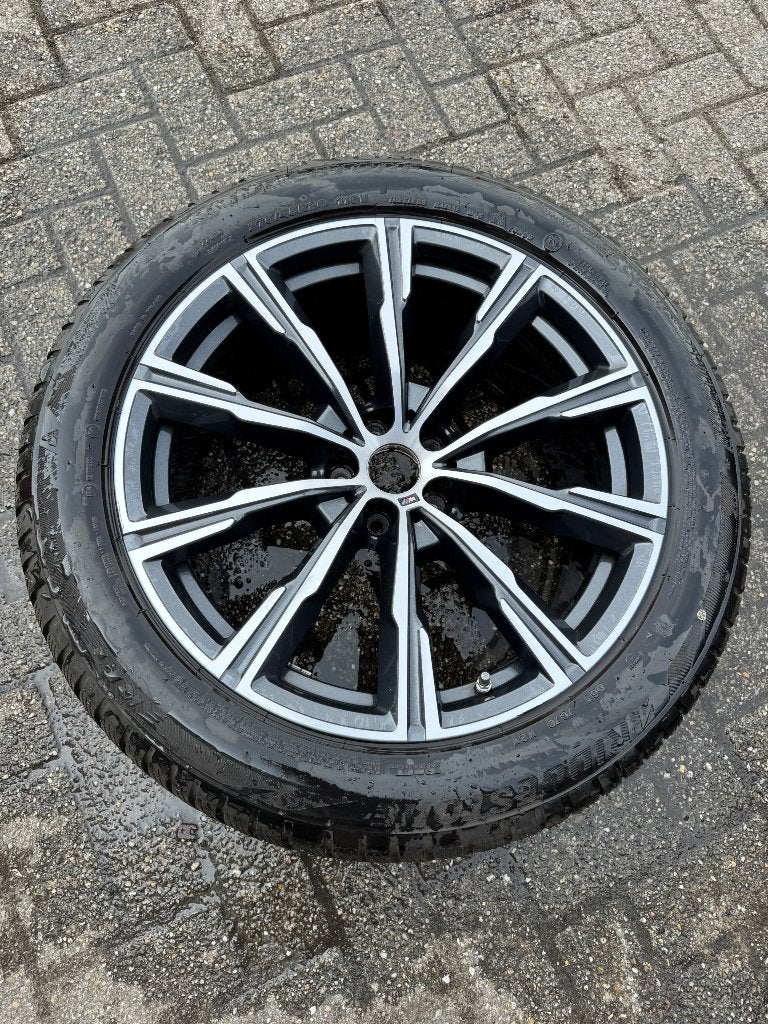 BMW Velgen 20 inch met winterbanden voor X5 en X6, Ophalen, Gebruikt, 275 mm, Banden en Velgen