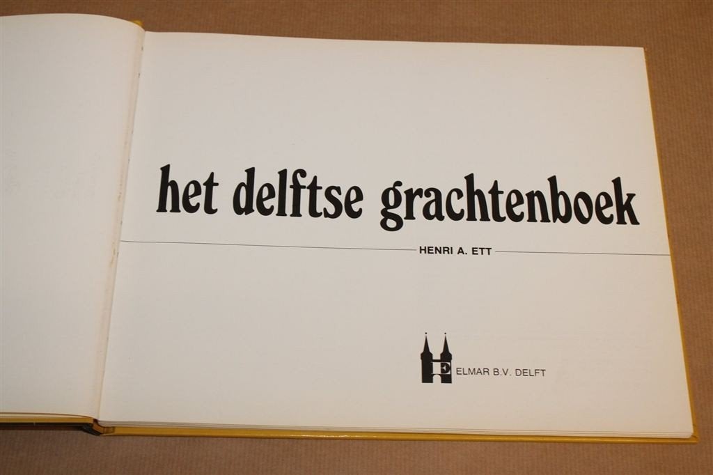 Het Delftse Grachtenboek — Grachten van Delft in Beeld, Ophalen of Verzenden, Gelezen
