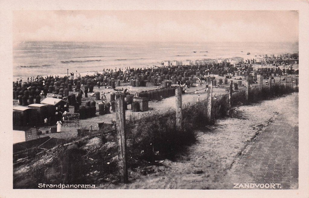Zandvoort - Strandpanorama veel mensen (1929), Ophalen of Verzenden, 1920 tot 1940, Gelopen, Noord-Holland