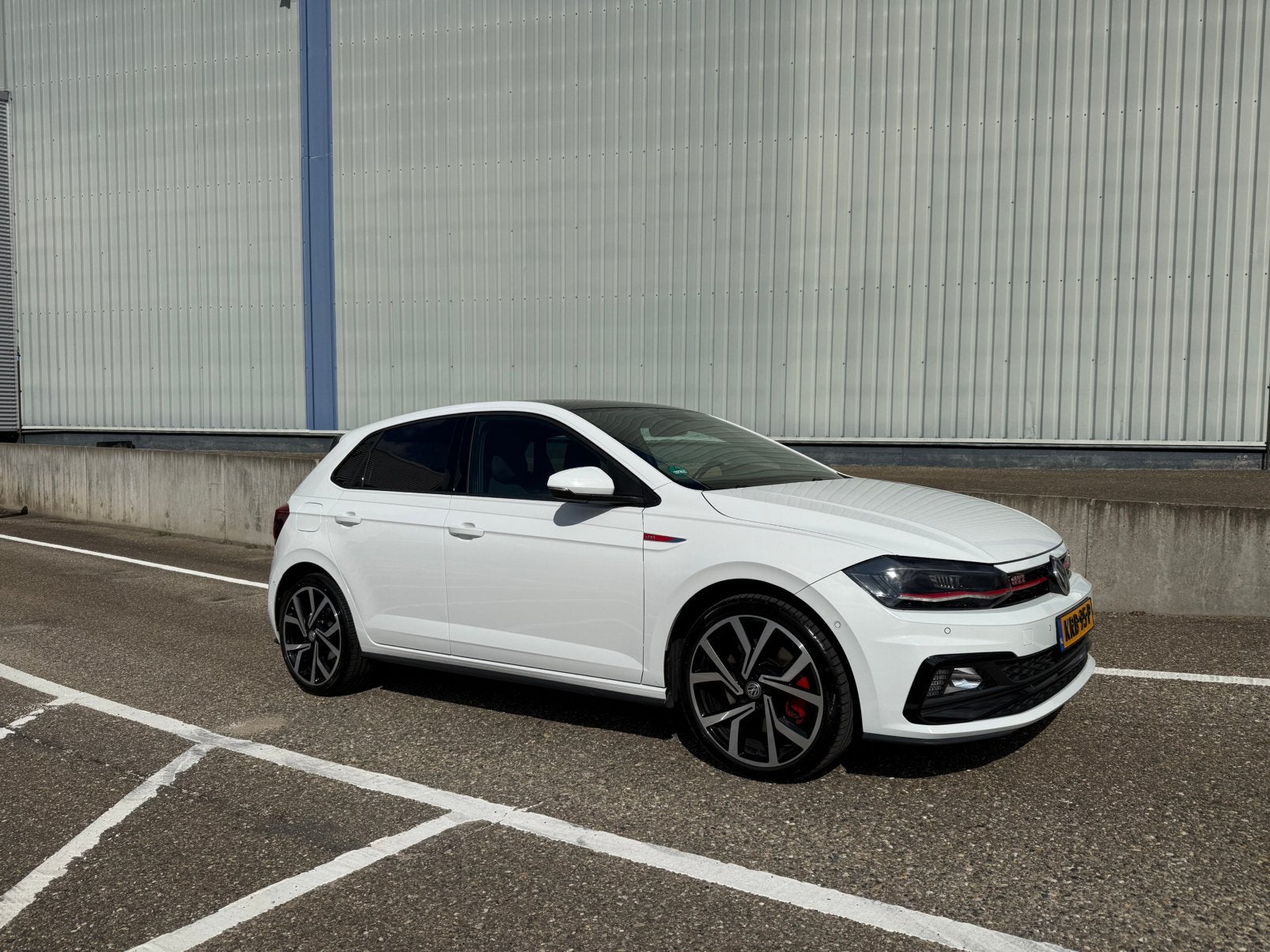 Volkswagen Polo 2.0 GTI Full options |PANO|Beats|kessy(dsg), 4 cilinders, 1984 cc, Wit, Geïmporteerd