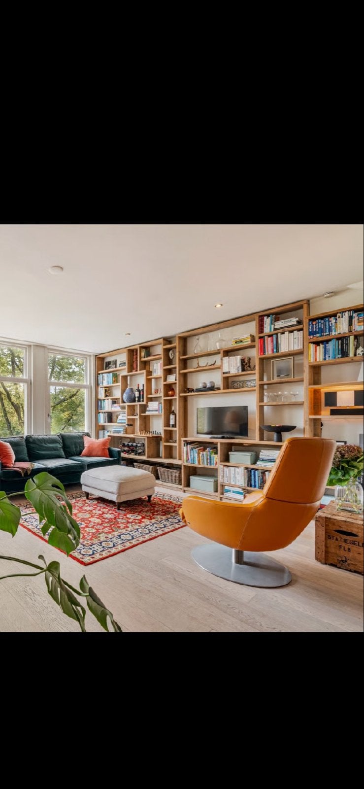 Unieke massief houten boekenkast (Rietveld Academie), Ophalen, Met plank(en), Gebruikt, 200 cm of meer