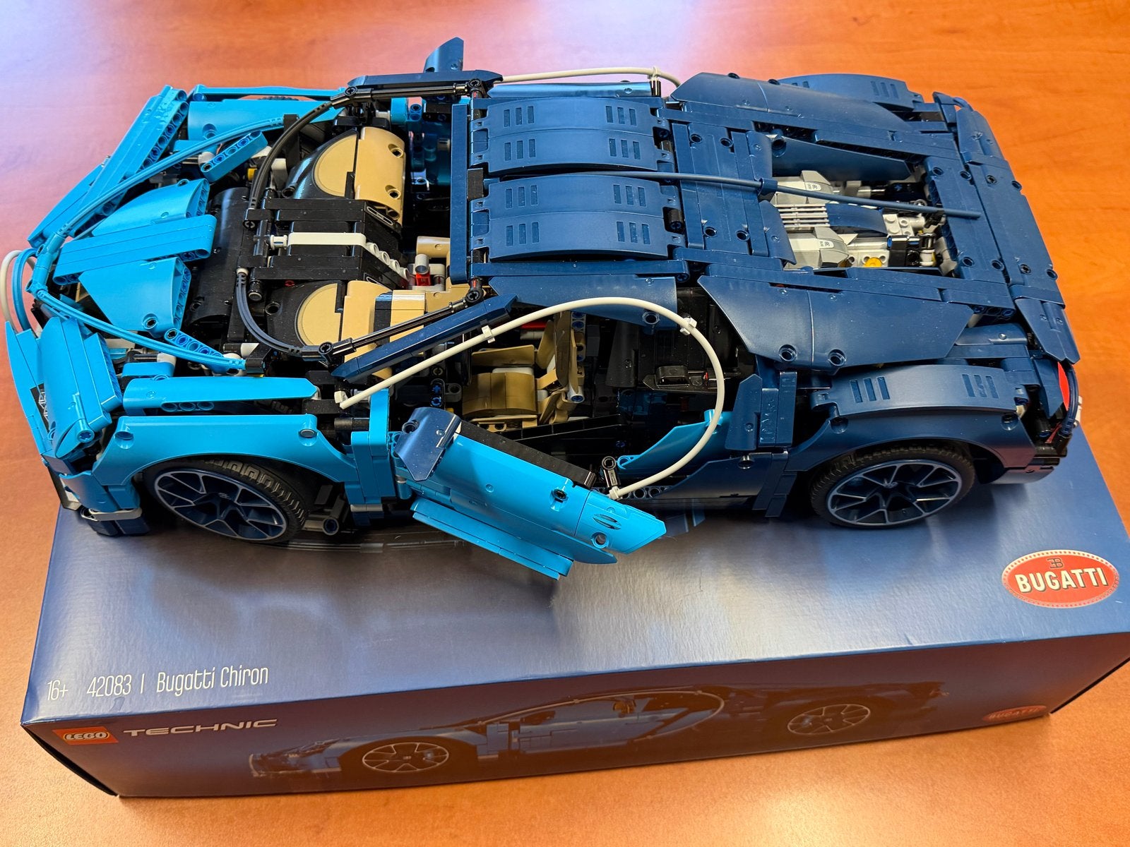 Lego Technic Bugatti Chiron 42083 - Zo goed als nieuw, Ophalen, Lego, Zo goed als nieuw, Complete set
