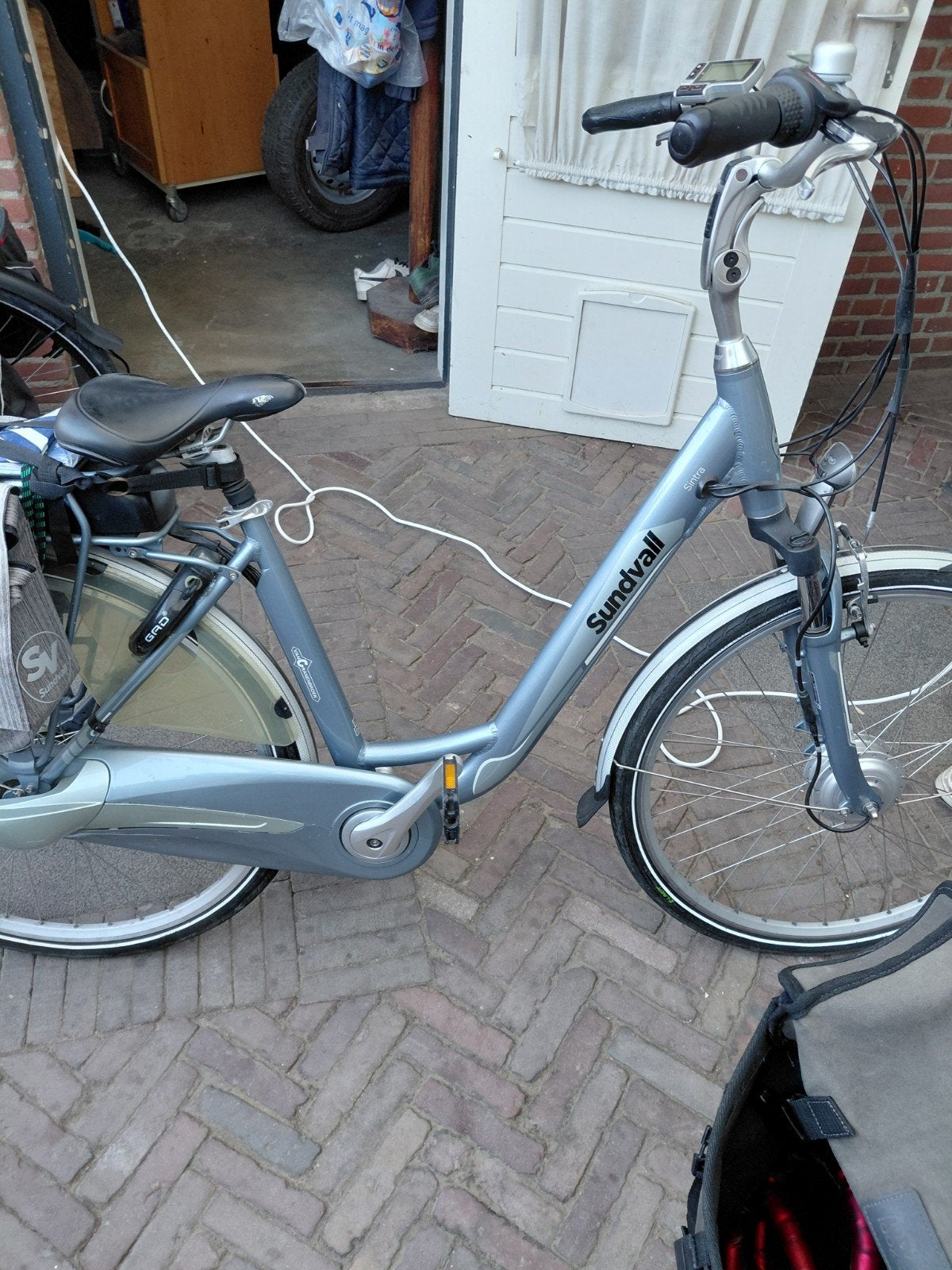 Sundvall elektrische fiets - Comfortabel en betrouwbaar, Gebruikt, 47 tot 51 cm, 50 km per accu of meer, Ophalen
