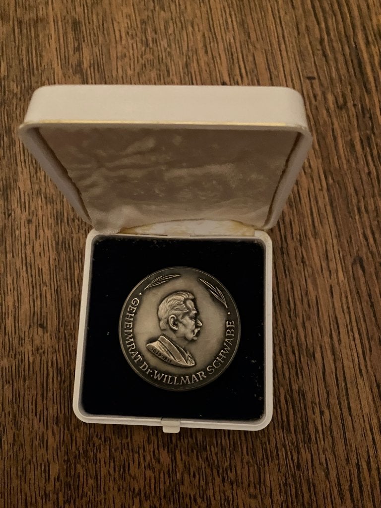 herdenkings munt  DR willmar schwabe, Postzegels en Munten, Munten | Nederland, Ophalen, Vóór koninkrijk, Overige waardes