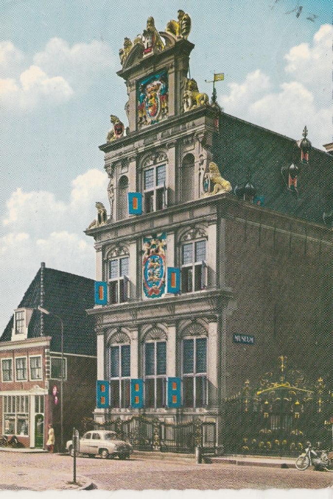 HOORN Westfries Museum met Renault Dauphine, Verzenden, 1960 tot 1980, Gelopen, Noord-Holland