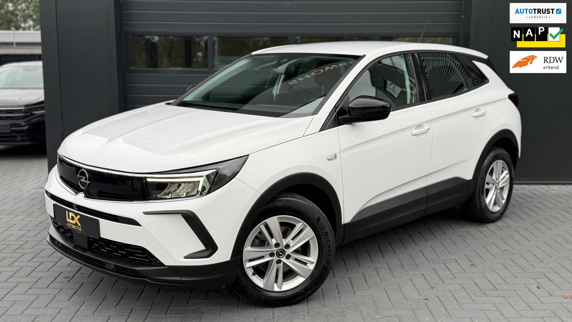 Opel Grandland 1.2 Turbo Edition Airco, 15 km/l, Gebruikt, Euro 6, 1199 cc
