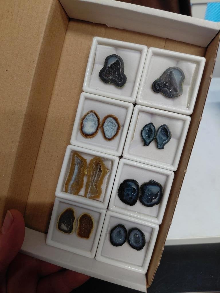 Mix lot van verschillende edelsteen paartjes agaat geode, 4 bedels of meer, Ophalen of Verzenden, Overige merken