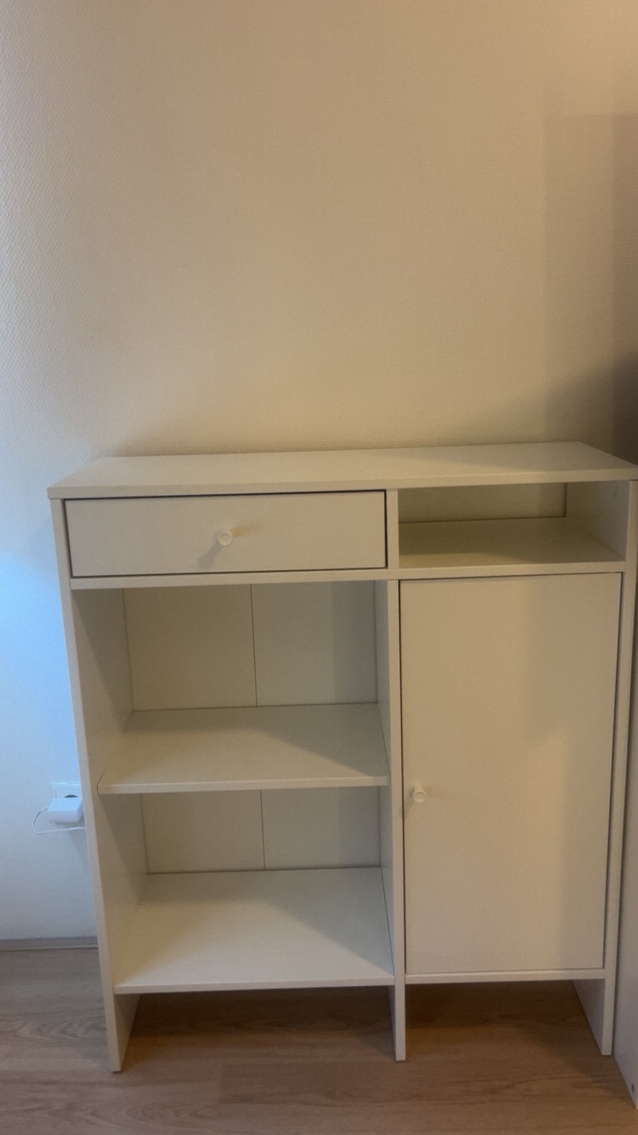 Wit kastje, Huis en Inrichting, Ophalen, Zo goed als nieuw