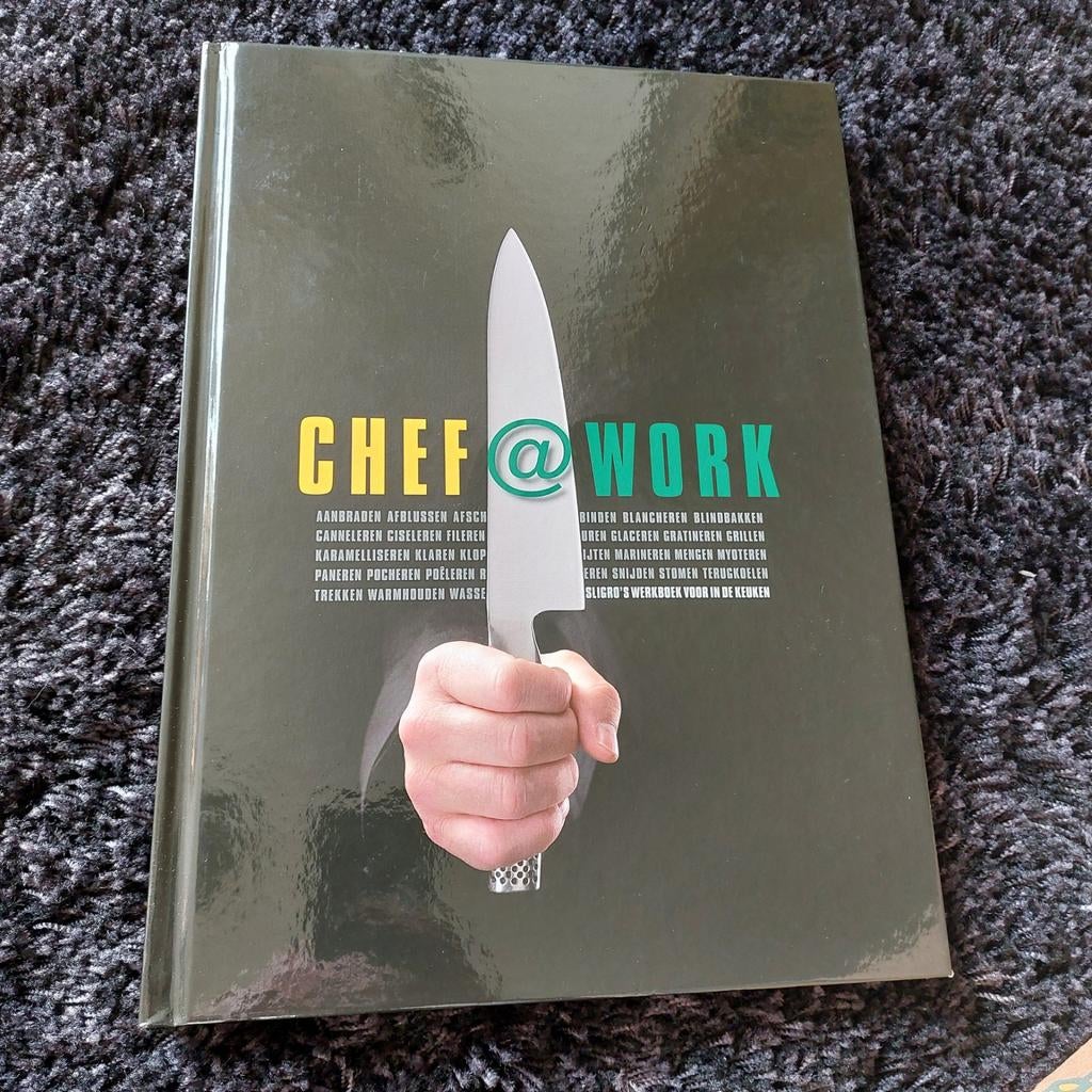 Chef @ Work 2010 Sligro Kookboek, Hoofdgerechten, Ophalen of Verzenden, Zo goed als nieuw, Sligro