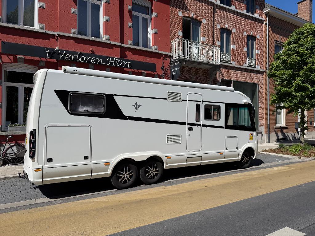 Caravans And Camping Niesmann