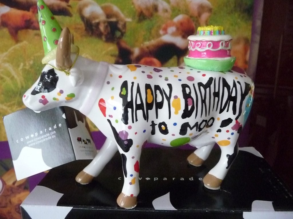 Nieuw Cow Parade koe Happy Birthday medium gratis verzending, Ophalen of Verzenden, Beeld